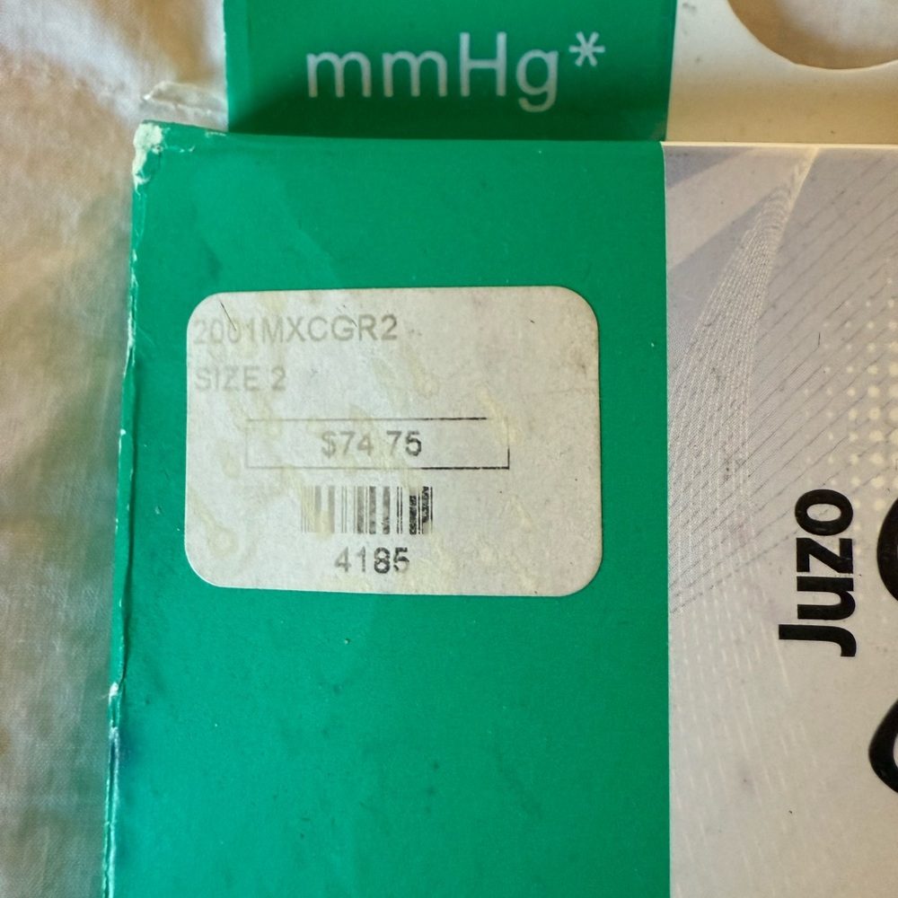 Compression sleeve - Picture 3 of 4